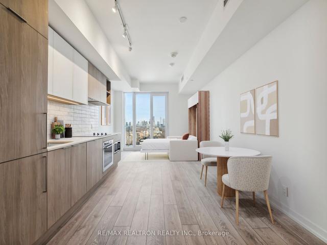 ph19 - 2020 Bathurst St, Condo with 0 bedrooms, 1 bathrooms and 0 parking in Toronto ON | Image 8