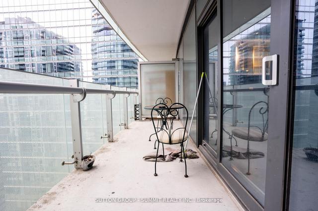 1707 - 14 York St, Condo with 1 bedrooms, 1 bathrooms and 0 parking in Toronto ON | Image 20