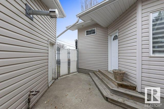 33 Grandora Cr, House detached with 2 bedrooms, 2 bathrooms and null parking in St. Albert AB | Image 33