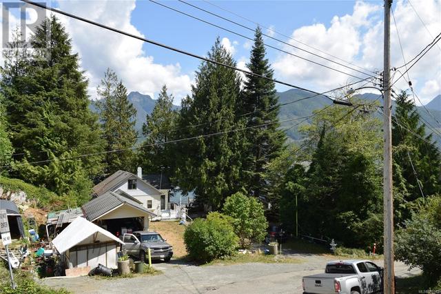 620 Cardiac Climb Rd, House detached with 3 bedrooms, 1 bathrooms and 2 parking in Tahsis BC | Image 20