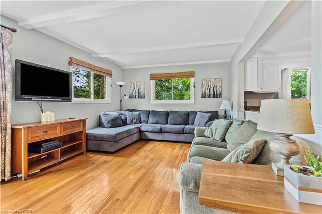 3327 Loughborough Drive, House detached with 4 bedrooms, 2 bathrooms and 4 parking in Kingston ON | Image 50