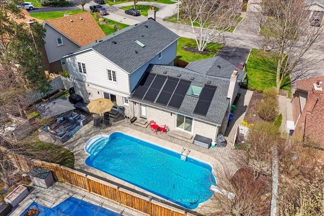 2072 Chippewa Tr, House detached with 4 bedrooms, 3 bathrooms and 8 parking in Mississauga ON | Image 24
