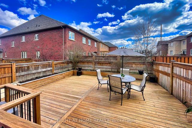 31 Goldthread Terr, House semidetached with 4 bedrooms, 4 bathrooms and 3 parking in Toronto ON | Image 29