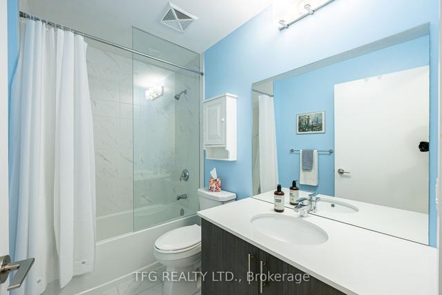 607 - 1480 Bayly St, Condo with 2 bedrooms, 2 bathrooms and 1 parking in Pickering ON | Image 2