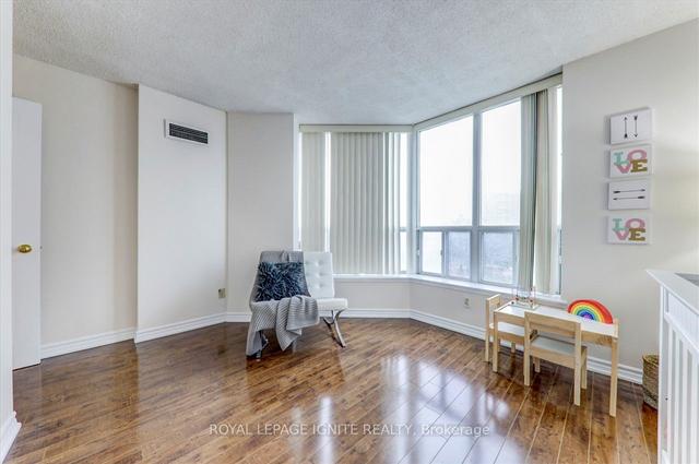 402 - 400 Mclevin Ave, Condo with 2 bedrooms, 2 bathrooms and 2 parking in Toronto ON | Image 17