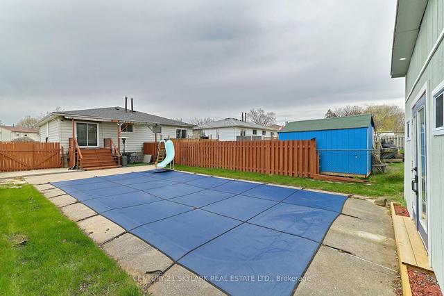 65 Roman Cres, House semidetached with 2 bedrooms, 3 bathrooms and 3 parking in Brantford ON | Image 28
