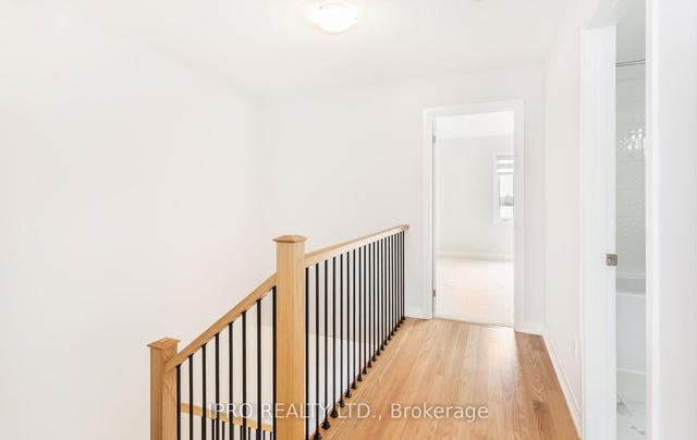 90 Freedom Cres, House attached with 3 bedrooms, 3 bathrooms and 2 parking in Hamilton ON | Image 14