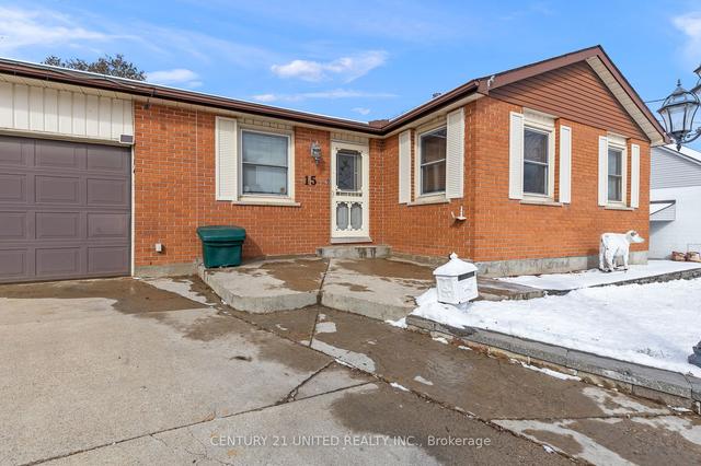 15 Chester St, House detached with 3 bedrooms, 1 bathrooms and 5 parking in Guelph ON | Image 31