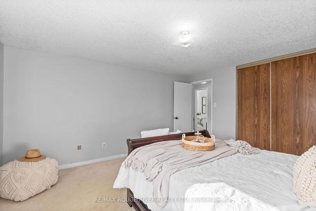 23 Allard Ave, House detached with 3 bedrooms, 2 bathrooms and 4 parking in Ajax ON | Image 10