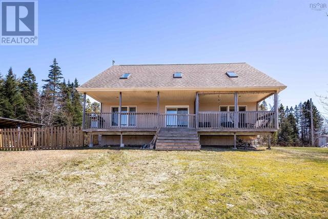 947 Intervale Road, House detached with 3 bedrooms, 1 bathrooms and null parking in Cape Breton NS | Image 1