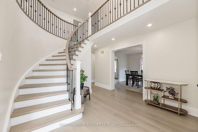 798 Willowbank Tr, House detached with 5 bedrooms, 4 bathrooms and 6 parking in Mississauga ON | Image 11