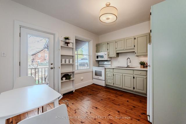 110 Harris St, House semidetached with 2 bedrooms, 1 bathrooms and 1 parking in Guelph ON | Image 4