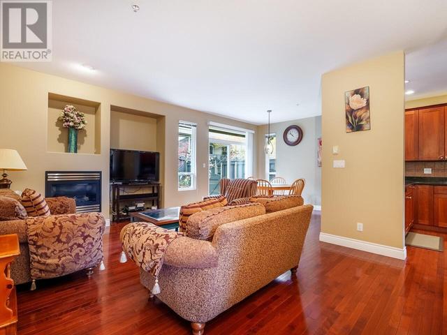 18 - 1705 Parkway Boulevard, House detached with 5 bedrooms, 4 bathrooms and 4 parking in Coquitlam BC | Image 8