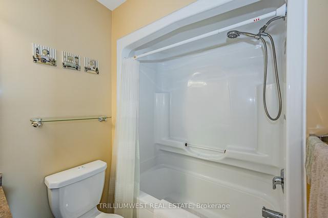 30 Katemore Dr, Townhouse with 2 bedrooms, 3 bathrooms and 2 parking in Guelph ON | Image 5