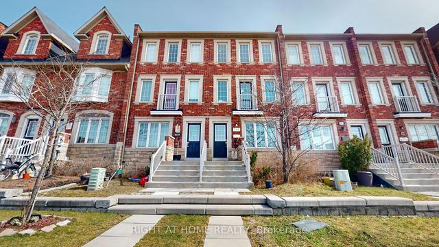 245 Torbarrie Rd, House attached with 3 bedrooms, 3 bathrooms and 1 parking in Toronto ON | Image 1