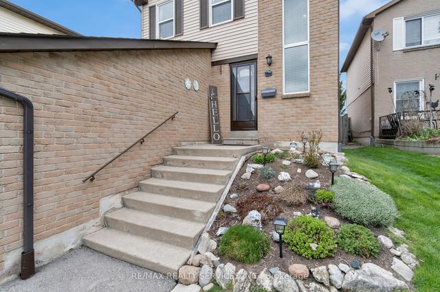 52 Northgate Blvd, House detached with 3 bedrooms, 2 bathrooms and 3 parking in Brampton ON | Image 32