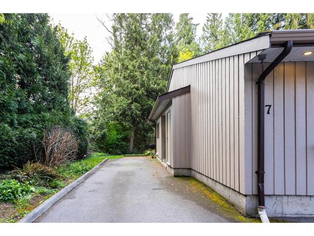 7 - 4850 207 Street, House attached with 2 bedrooms, 1 bathrooms and 2 parking in Langley BC | Image 2