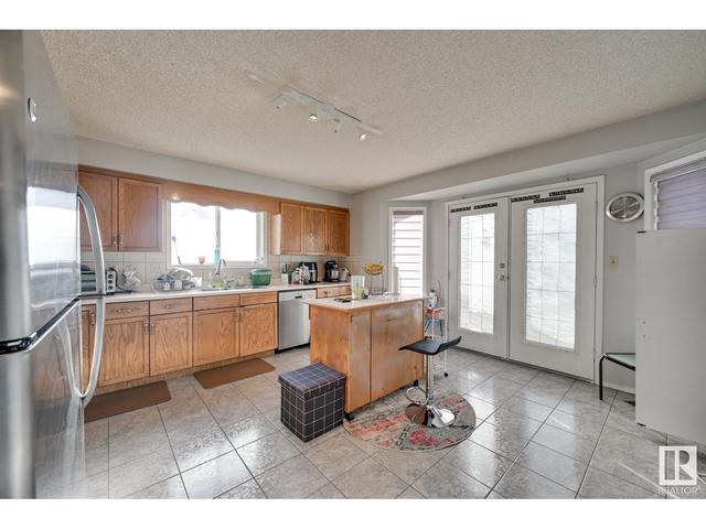 3828 41 St Nw, House detached with 5 bedrooms, 3 bathrooms and null parking in Edmonton AB | Image 6