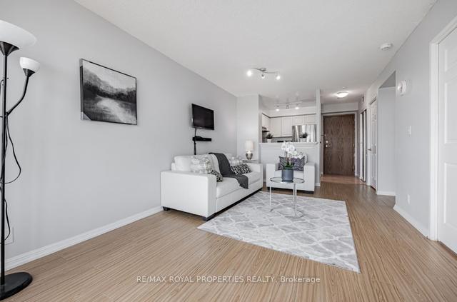 1609 - 11 Lee Centre Dr, Condo with 1 bedrooms, 1 bathrooms and 1 parking in Toronto ON | Image 5