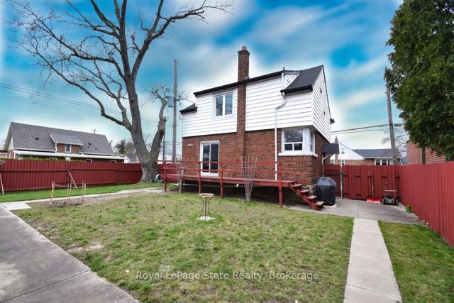 318 Brucedale Ave E, House detached with 3 bedrooms, 2 bathrooms and 3 parking in Hamilton ON | Image 30