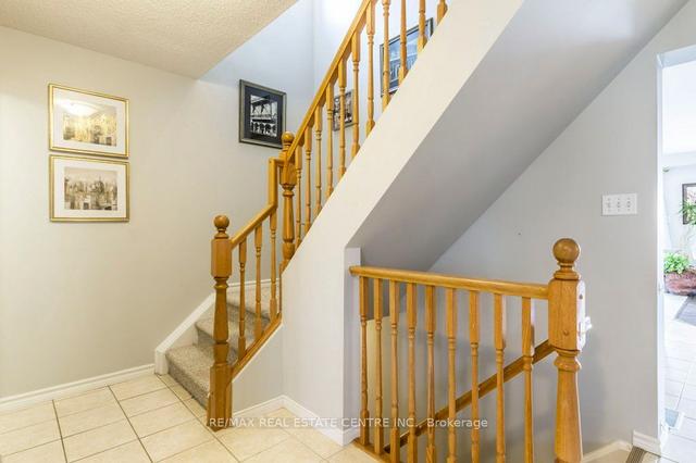 183 Adler Dr, House detached with 3 bedrooms, 4 bathrooms and 5 parking in Cambridge ON | Image 7