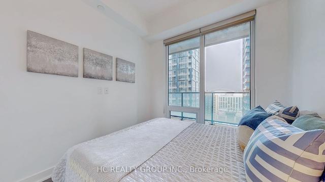 2311 - 125 Blue Jays Way, Condo with 3 bedrooms, 2 bathrooms and 1 parking in Toronto ON | Image 10