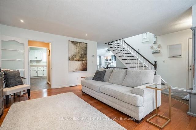 15 - 105 Wilson St W, Townhouse with 3 bedrooms, 2 bathrooms and 2 parking in Hamilton ON | Image 31