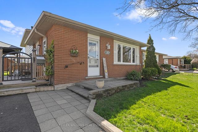 20 Raleigh St, House detached with 3 bedrooms, 1 bathrooms and 2 parking in Hamilton ON | Image 1