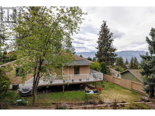 2178 Shannon Way, House detached with 3 bedrooms, 2 bathrooms and 4 parking in West Kelowna BC | Image 26