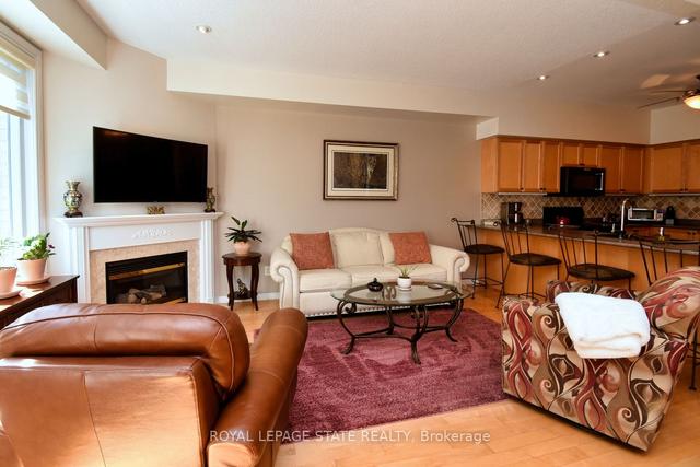 36 - 81 Valridge Dr, Townhouse with 3 bedrooms, 3 bathrooms and 2 parking in Hamilton ON | Image 2