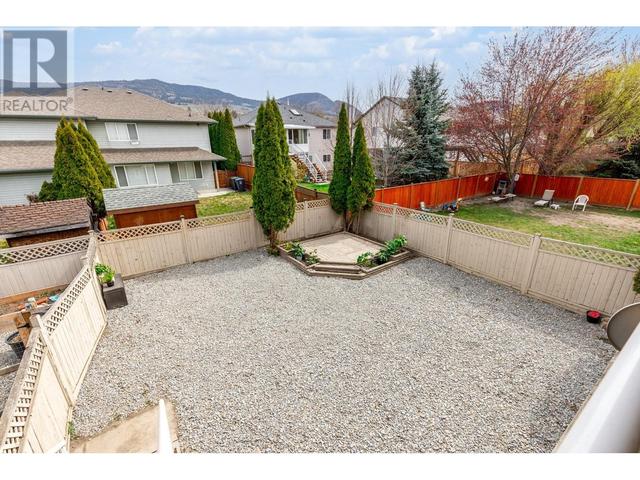 1395 Friesen Road, House detached with 6 bedrooms, 4 bathrooms and 6 parking in Kelowna BC | Image 8