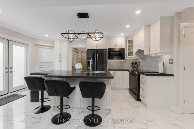 27 Petworth Rd, House detached with 4 bedrooms, 3 bathrooms and 4 parking in Brampton ON | Image 35