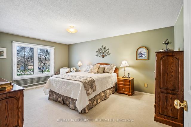 25 Drewbrook Crt, House detached with 4 bedrooms, 3 bathrooms and 8 parking in Whitby ON | Image 9