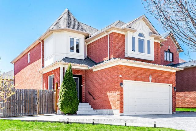 35 Sunnyside Dr, House detached with 4 bedrooms, 4 bathrooms and 7 parking in Richmond Hill ON | Image 12