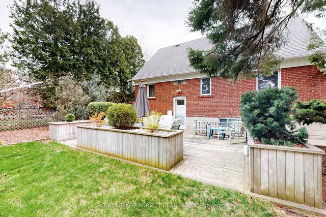 1153 Greening Ave, House detached with 3 bedrooms, 1 bathrooms and 3 parking in Mississauga ON | Image 31