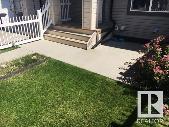 11 - 465 Hemingway Rd Nw, House attached with 3 bedrooms, 2 bathrooms and 2 parking in Edmonton AB | Image 32