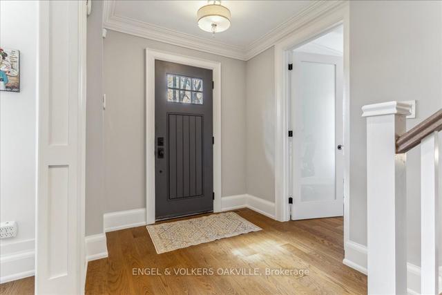 283 Douglas Ave, House detached with 3 bedrooms, 4 bathrooms and 4 parking in Oakville ON | Image 23