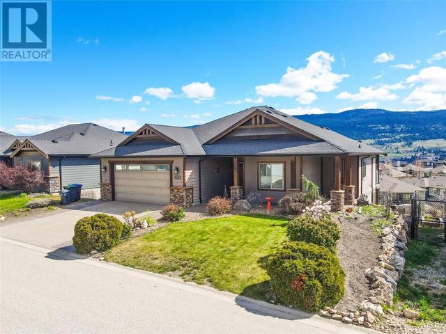12970 Lake Hill Drive, House detached with 4 bedrooms, 3 bathrooms and 4 parking in Lake Country BC | Image 2