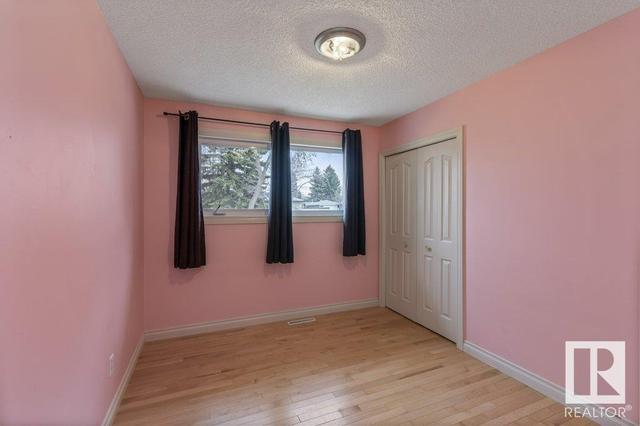 33 Grandora Cr, House detached with 2 bedrooms, 2 bathrooms and null parking in St. Albert AB | Image 24