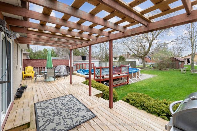 36 Linton Ave, House detached with 3 bedrooms, 1 bathrooms and 4 parking in Ajax ON | Image 26