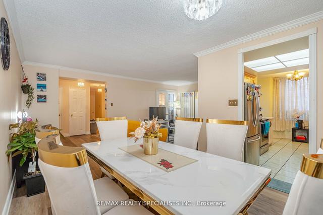 1405 - 5 Lisa St N, Condo with 3 bedrooms, 2 bathrooms and 2 parking in Brampton ON | Image 7