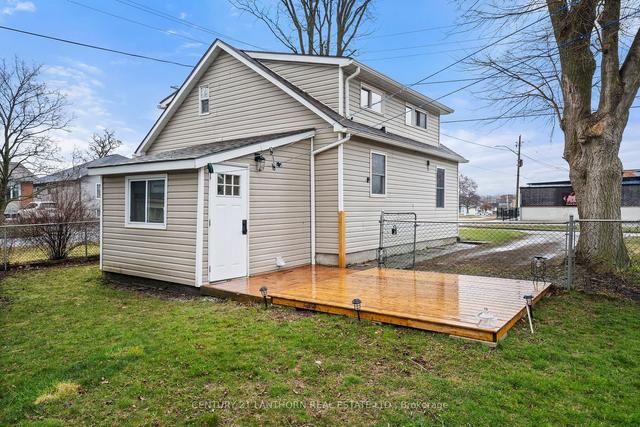 680 Front St, House detached with 3 bedrooms, 1 bathrooms and 2 parking in Quinte West ON | Image 25