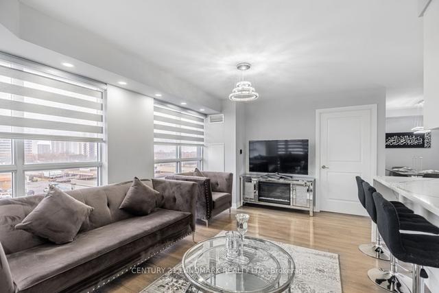 412 - 30 Meadowglen Pl, Condo with 2 bedrooms, 2 bathrooms and 1 parking in Toronto ON | Image 9