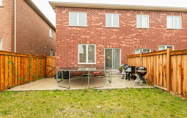 639 Mockridge Terr, House semidetached with 3 bedrooms, 3 bathrooms and 3 parking in Milton ON | Image 27