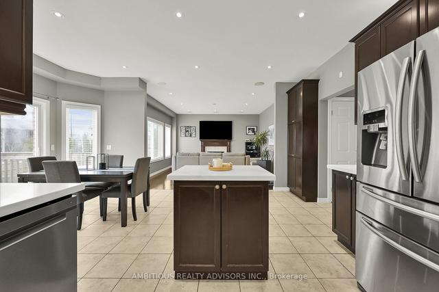 103 Bocelli Cres, House detached with 5 bedrooms, 5 bathrooms and 4 parking in Hamilton ON | Image 2