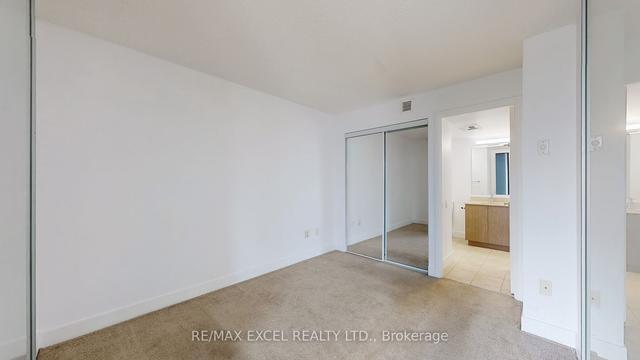1402 - 23 Sheppard Ave E, Condo with 1 bedrooms, 1 bathrooms and 1 parking in Toronto ON | Image 7