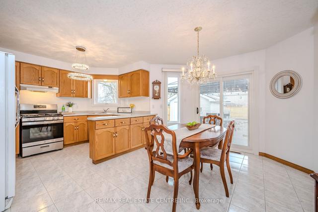 7 Parker Pl, House detached with 4 bedrooms, 2 bathrooms and 4 parking in Guelph ON | Image 34