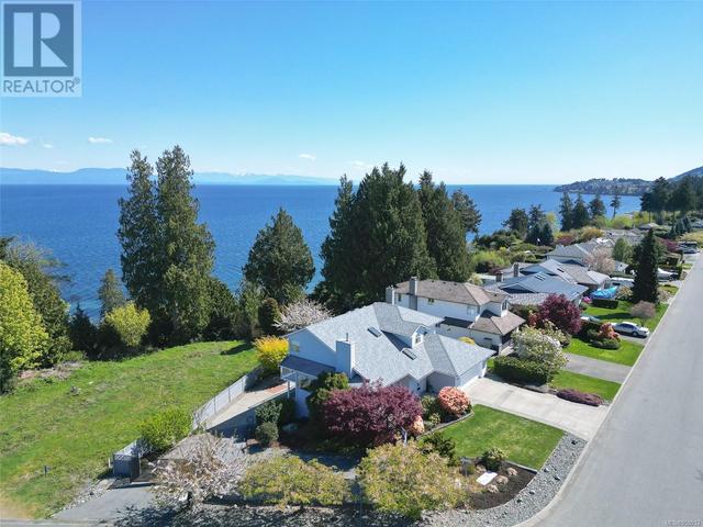 6158 Icarus Dr, House detached with 4 bedrooms, 4 bathrooms and 4 parking in Nanaimo BC | Image 36