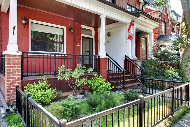 23 Lansdowne Ave, House semidetached with 5 bedrooms, 2 bathrooms and 2 parking in Toronto ON | Image 12