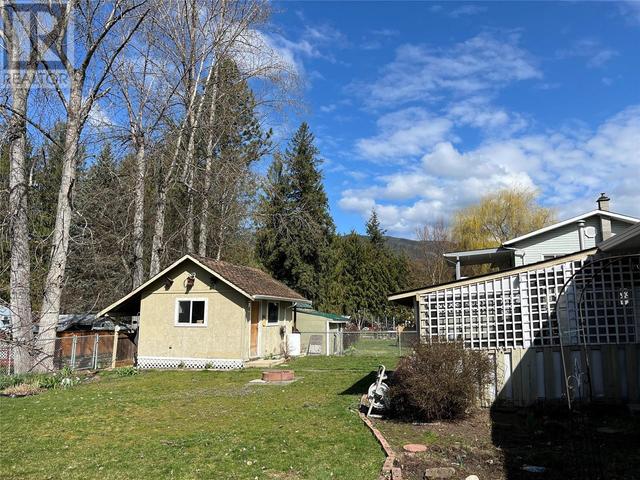 434 Oak Avenue, House detached with 3 bedrooms, 1 bathrooms and 6 parking in Sicamous BC | Image 41